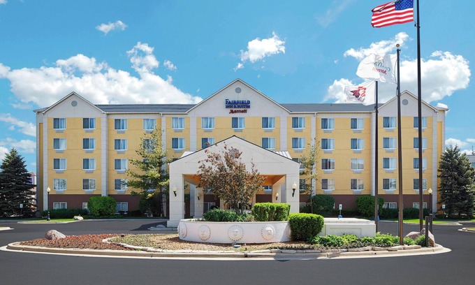 Bedford Park Hotel | Fairfield Inn and Suites by Marriott Chicago Midway Airport