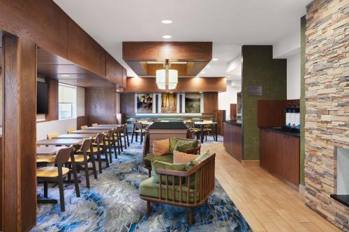 Huntsville Hotel | Fairfield Inn Huntsville