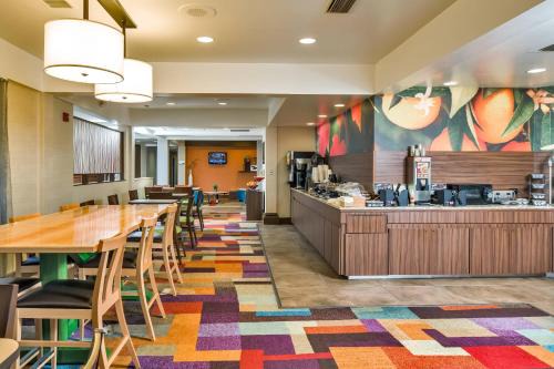 Northside Hotel | Fairfield Inn & Suites Jacksonville Airport