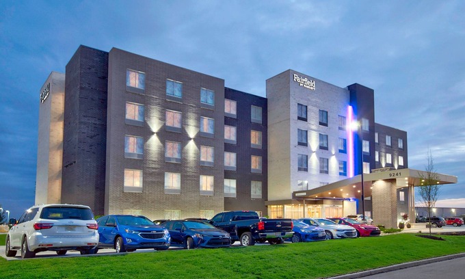 West Chester Hotel | Fairfield Inn & Suites by Marriott Cincinnati North