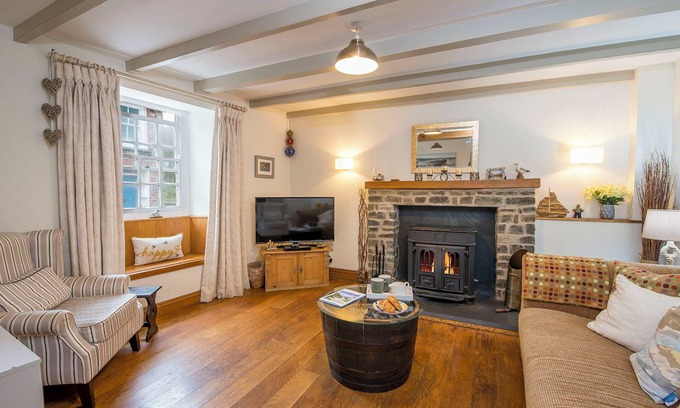 Solva Cottage | Fairholme, Holiday Cottage Solva, Sleeps 4, 2 bedrooms, bathrooms