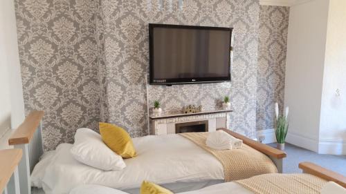 Newport House | Fairoak Lodge