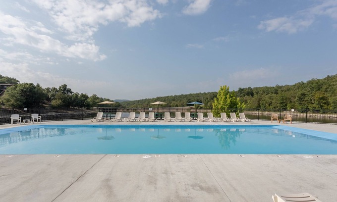 Branson West Condo | Fairway To Heaven 3 Bedroom Condo by RedAwning