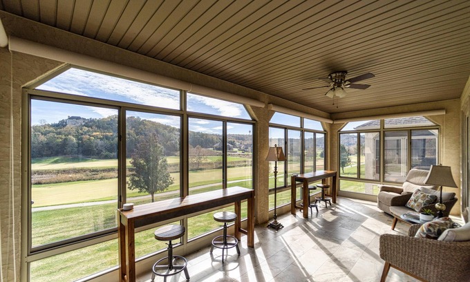 Camdenton Villa | Fairway to Heaven in Old Kinderhook | Golf