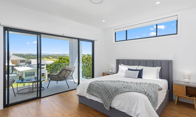 Shell Cove Apartment | Fairways Escape Alfresco Living and Sweeping Views