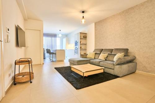 San Gwann Apartment | Fairways Modern Apartment - Perfect for families