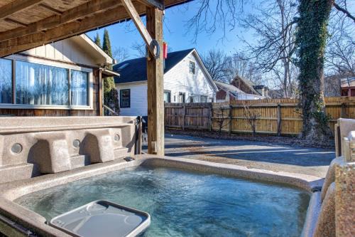 Sevierville Ski Chalet | Fairy House chalet