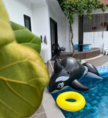 Taman Teh Teng Seng House | Fairy Retreat Private Pool Cottage IPOH, BBQ, KTV, 10-12 pax