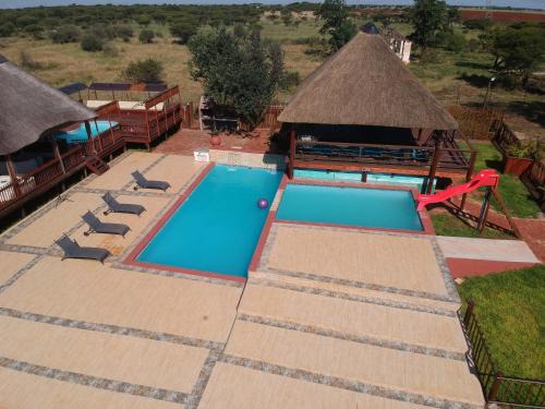 Bela-Bela Ski Chalet | Falcon Lodge Bela Bela