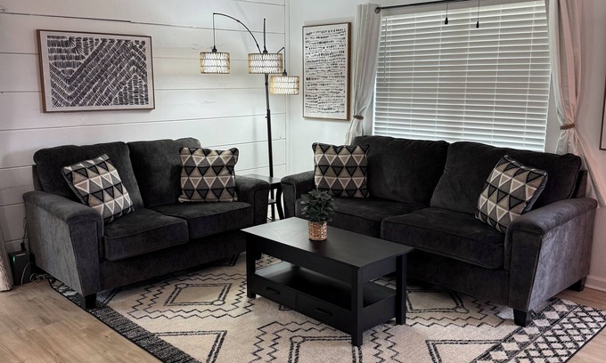 Pikeville Cottage | Fall Break dates available🍁Charming 3B-2B cottage by Fall Creek Falls!