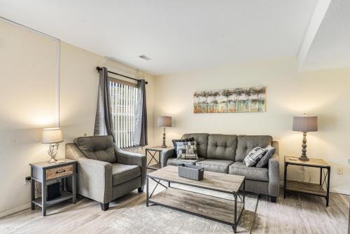 Table Rock Apartment | Fall Creek Resort 590-1