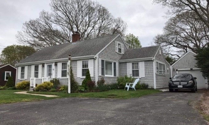 Falmouth Heights House | Falmouth Cape - Walk to Island Queen ferry to Martha's Vineyard, Beach, Downtown