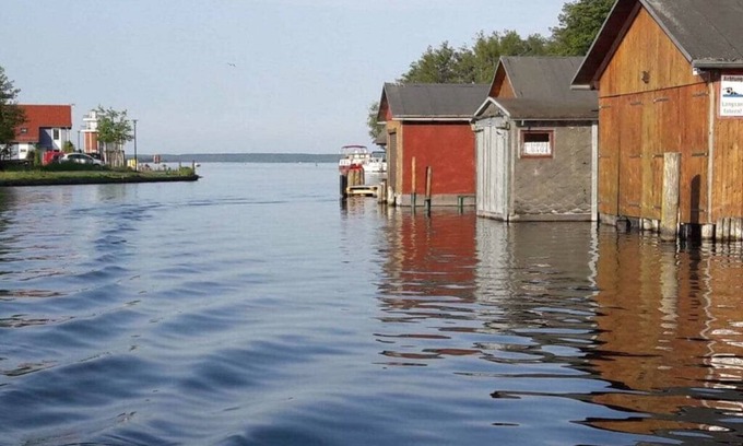 Muritz Boat Rental | "Faluröd" Comfortable holiday residence