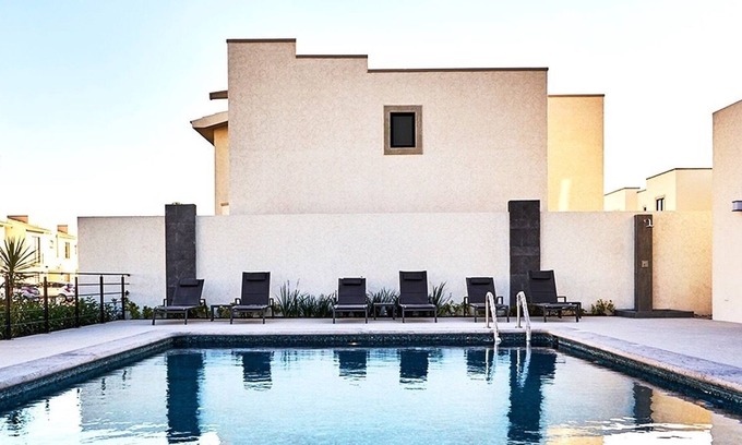 El Marques House | FAMILIAR 👨‍👩‍👧‍👦LIMPIEZA💯SEGURIDAD 24/7 ✈️%🧘‍♀️🏊🏻‍♀️