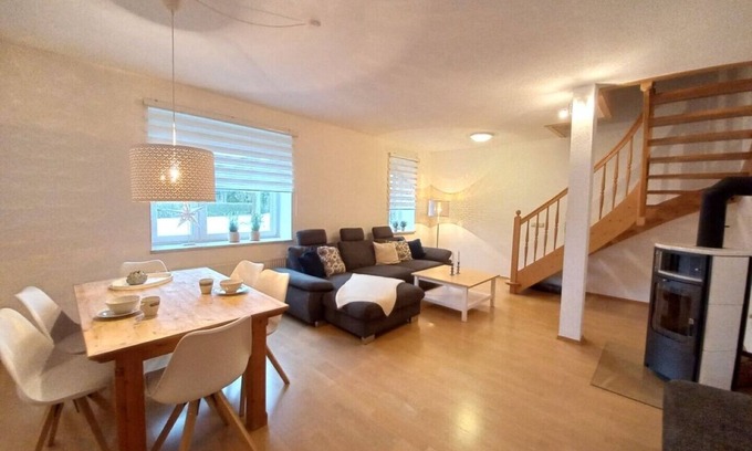 Muritz House | Familiengeeignet, Kindergerecht, Geschmackvolle Einrichtung, Kaminofen,badewanne