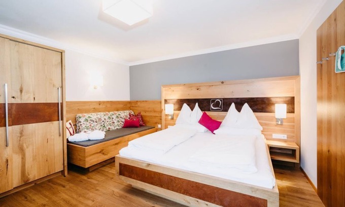 Radstadt Apartment | Familiensuite Edelweiß 1-3 - Hotel Taxerhof