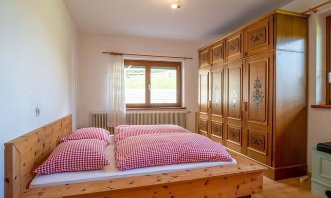 Muehlbach Am Hochkoenig Bed & Breakfast | Familienzimmer, Dusche, WC, 2 Schlafräume - Ferienhaus Mittereggalm