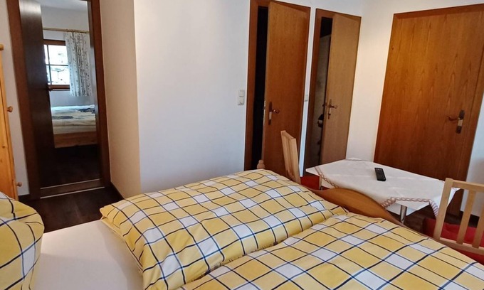Rauris Other | Familienzimmer, Dusche, WC, Balkon - Bruderhof