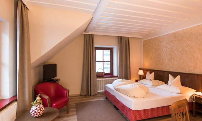 Feld am See House | Familienzimmer HP ab 5 Nächten - Bike-boutiquehotel Lindenhof