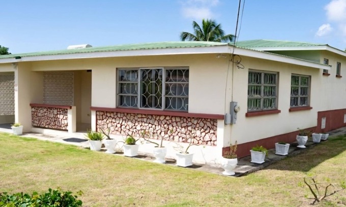 Atlantic Shores House | Families, Divers, Surfers & World Cup Visitors:nRelax in our serene island home.