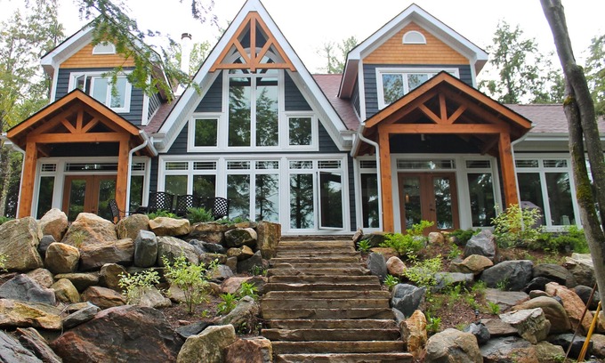 The Archipelago Cottage | FAMILIES ONLY . Large, Quiet, (Multi) Family Friendly Stunning Lake House.