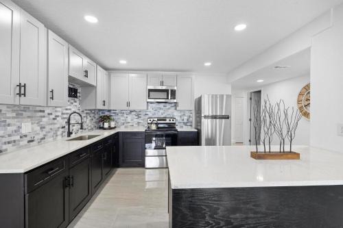 Oviedo House | Family 3br Getaway Orlando Fun & Attractions