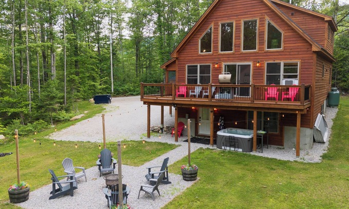 Bethel Ski Chalet | Family 4BR Chalet w/Hot Tub, AC, Firepit & Game Room! Great for star gazing!
