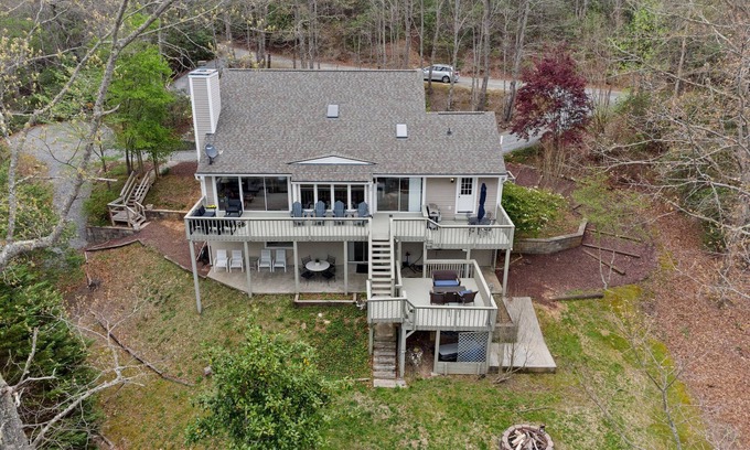 Pisgah Forest House | Family and Pet Friendly Mountain Home with a view. No Hurricane Damage