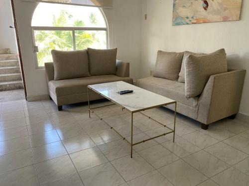 Jimenez Apartment | Family Apartment 2 Bedrooms Pool 2 Blocks from the Beach