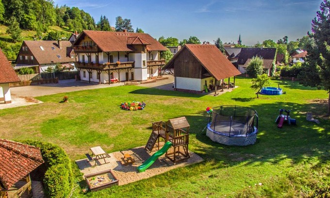 Vrchlabi House | Family apartments in Vrchlabi, Giant Mountains - Pension 220