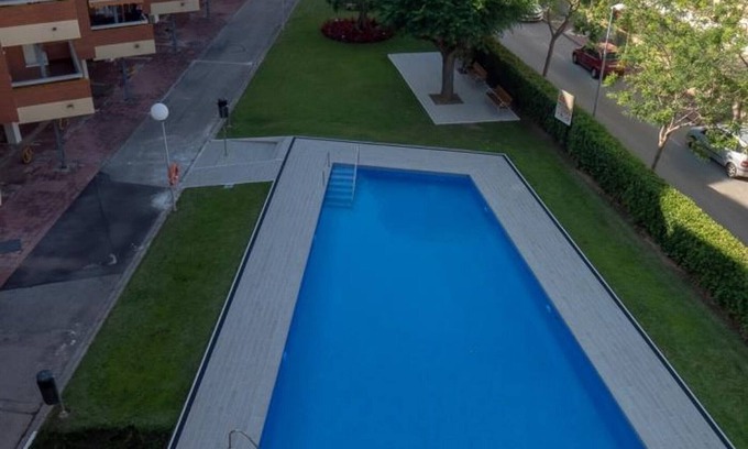 Vilafortuny Apartment | Family beachfront apartment with pool, air conditioning and Wifi in Vilafortuny