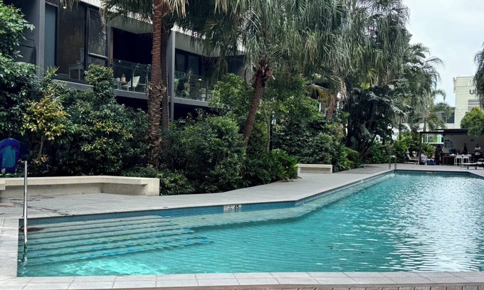 Newstead Apartment | Family Business Oasis with Pool Free Car Park near Brisbane CBDn