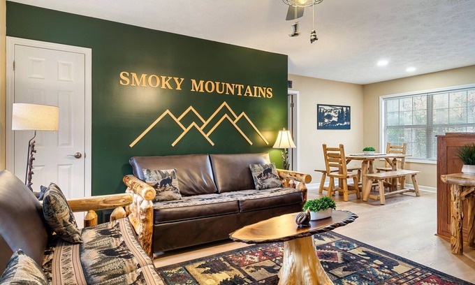 Sevierville Cottage | Family Cabin 5 min from Dollywood Harvest Festival