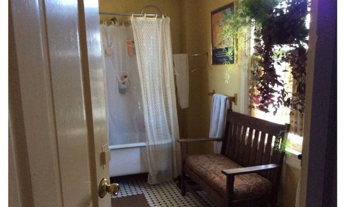 Glenside House | Family Celebration or Relocation Home