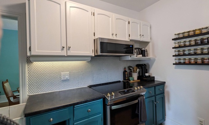 Guelph House | Family Century Home Near Downtown Guelph
