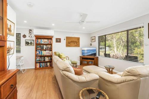 Narrawallee House | Family Coastal Escape Narrawallee NSW