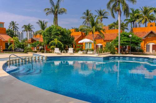Playa Diamante House | Family Condo with 3 Bedrooms Pool & Hot tub