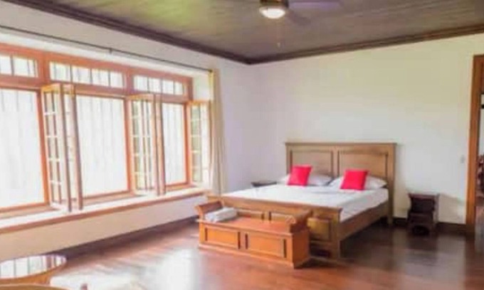 Parrita House | Family Estate for the Perfect Vacation