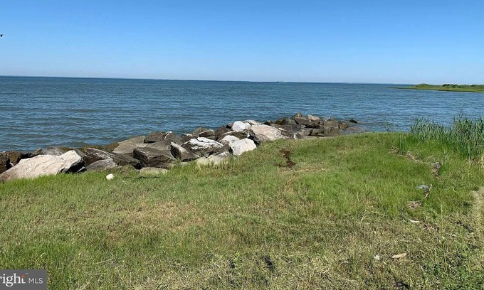 Crocheron House | Family & fishermen friendly | Waterfront property | Chesapeake Bay