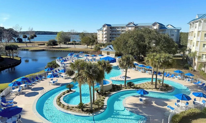 Palmetto Dunes Hotel | Family-Friendly Spot by Intracoastal Waterway with Balcony Views