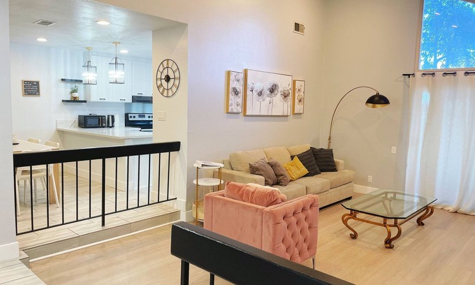 Hacienda Heights House | Family-friendly 4 bedrooms, mountain view townhouse located in Hacienda Heights