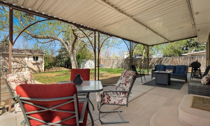 Longmont House | Family Friendly, AC, Covered Patio, Fenced Yard, Clean and Comfortable.