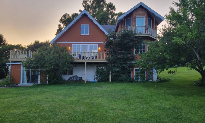 Peru House | Family friendly, all season ADK Coast Retreat