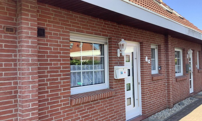 Carolinensiel House | family friendly and cozy, near the pictorial museum harbor