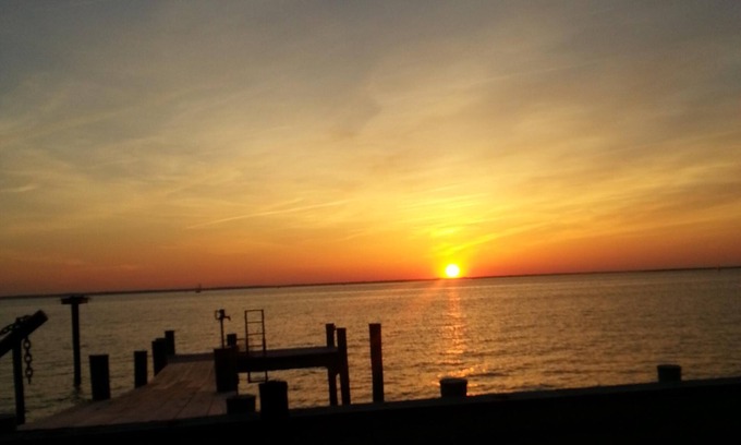 Tilghman Cottage | Family Friendly Cottage - Waterfront. Spectacular Sunsets over Chesapeake Bay