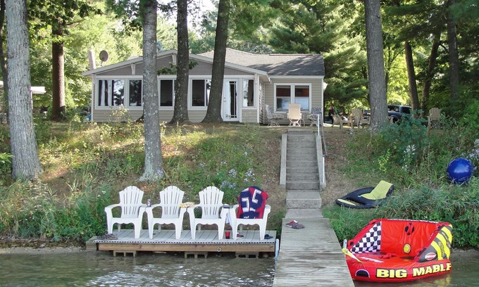 Wautoma Cottage | Family-Friendly Cottage on full recreation lake