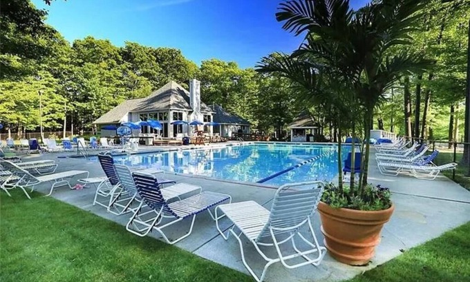 Jefferson Township House | Family friendly escape located on the Hidden Valley Resort