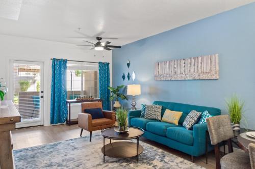 North Scottsdale Apartment | Family-friendly Fall Getaway - Concerts, 2 Pools, Games & Parking - H1059