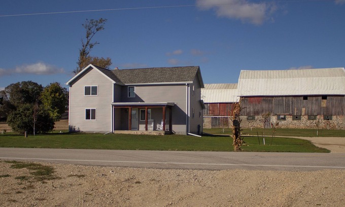 Hingham Other | Family friendly farmhouse near Cascade with AC- Enjoy a peaceful retreat!