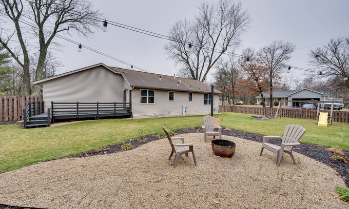 Como House | Family-Friendly Gem w/Fire Pit: 1 Mi to Lake Como